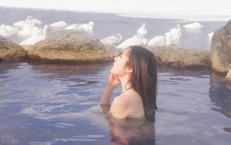 怎样和附近的美女约会？