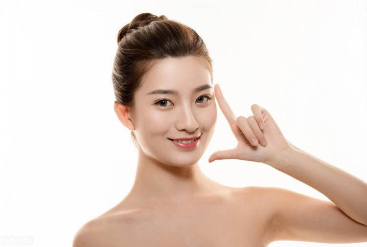 如何才能约会到附近的美女