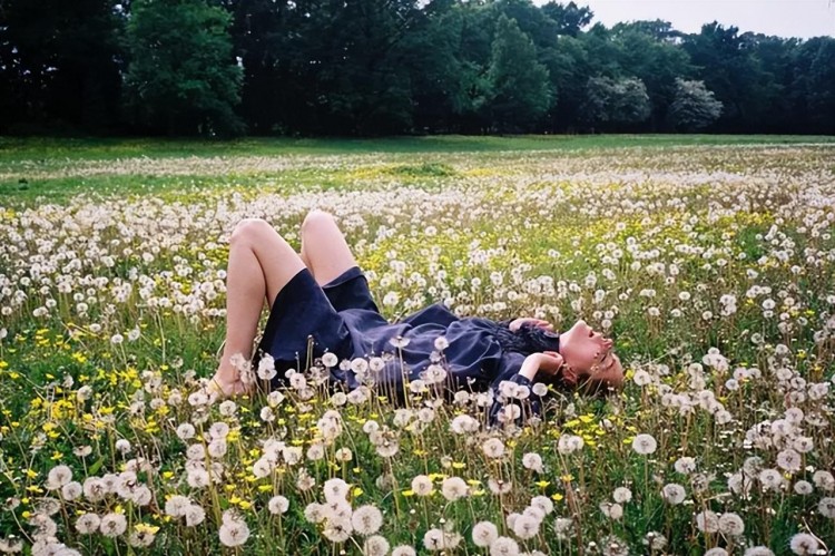 微信频繁聊天会让两个人产生爱情别被骗了